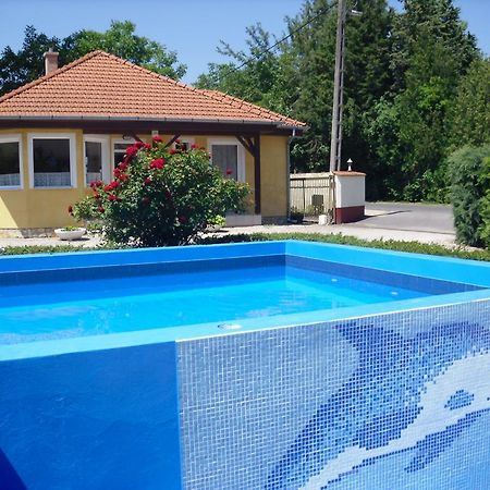 Tulipan Bungalow Camping Resort 기에네스디아스 외부 사진