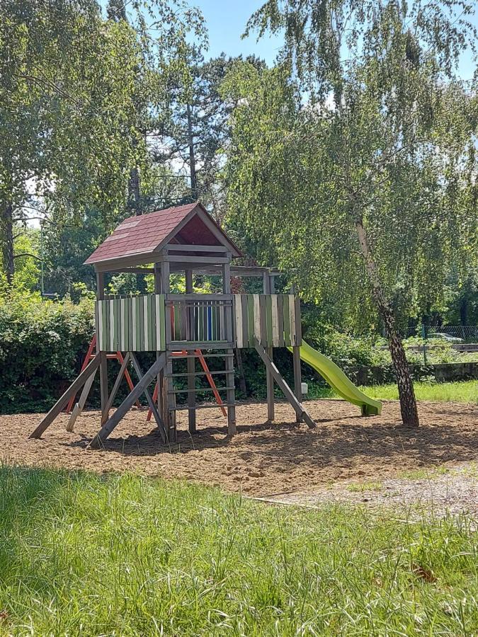 Tulipan Bungalow Camping Resort 기에네스디아스 외부 사진