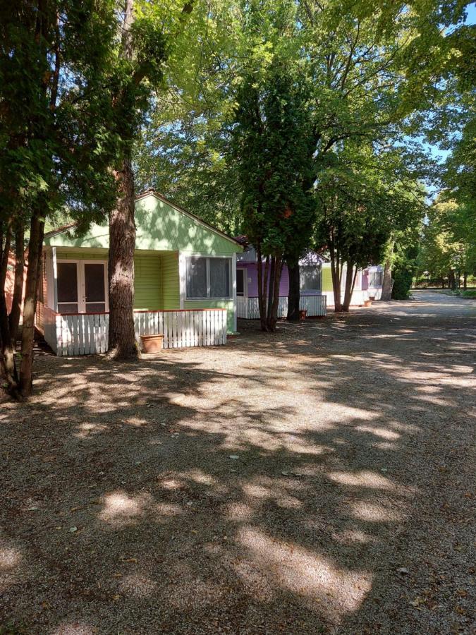 Tulipan Bungalow Camping Resort 기에네스디아스 외부 사진