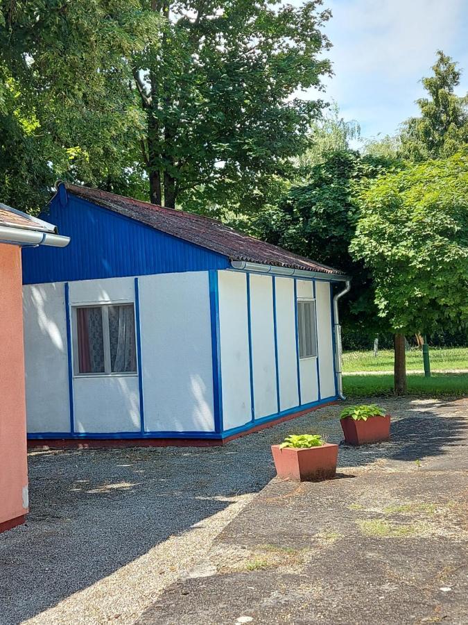 Tulipan Bungalow Camping Resort 기에네스디아스 외부 사진