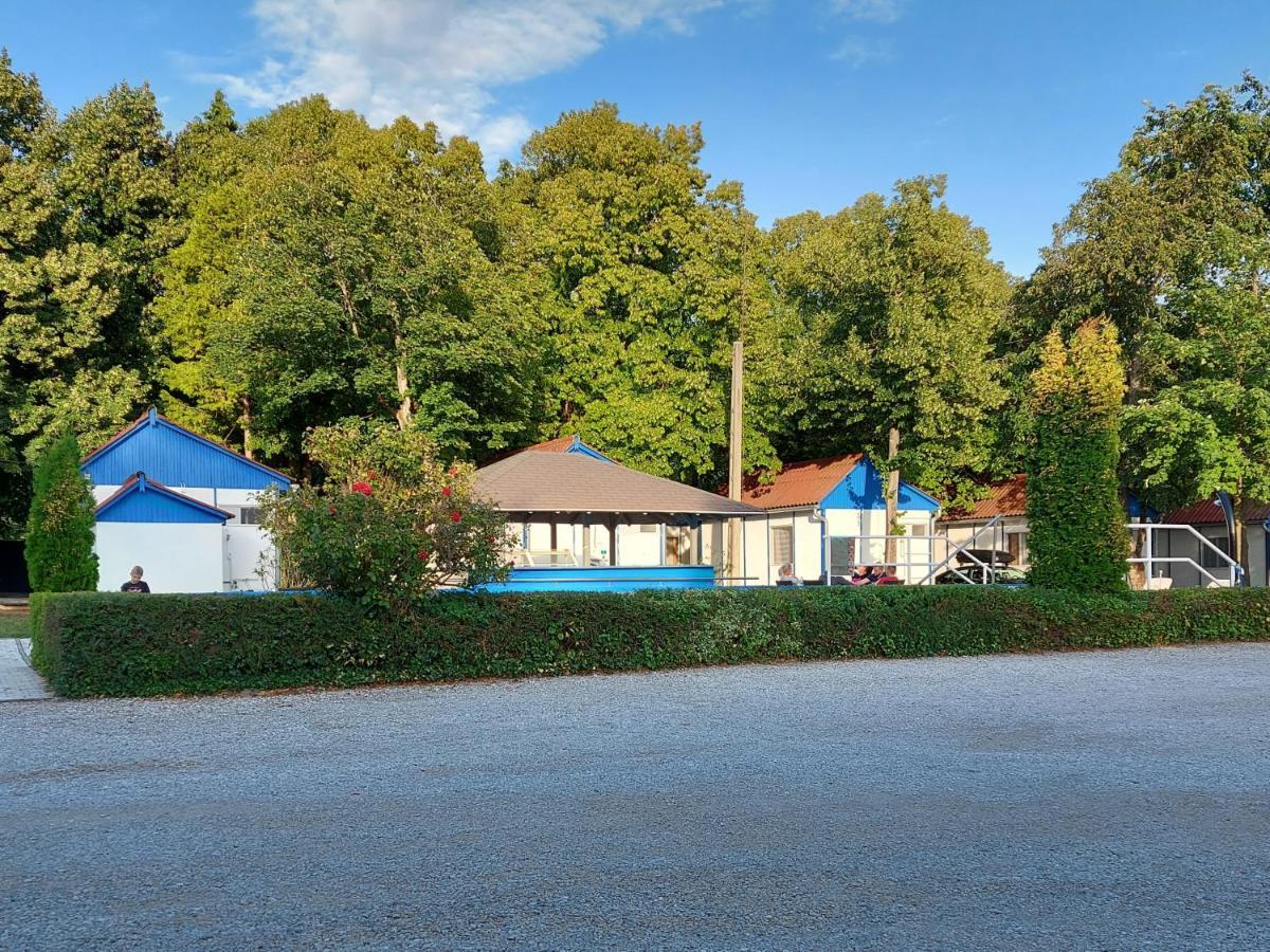 Tulipan Bungalow Camping Resort 기에네스디아스 외부 사진